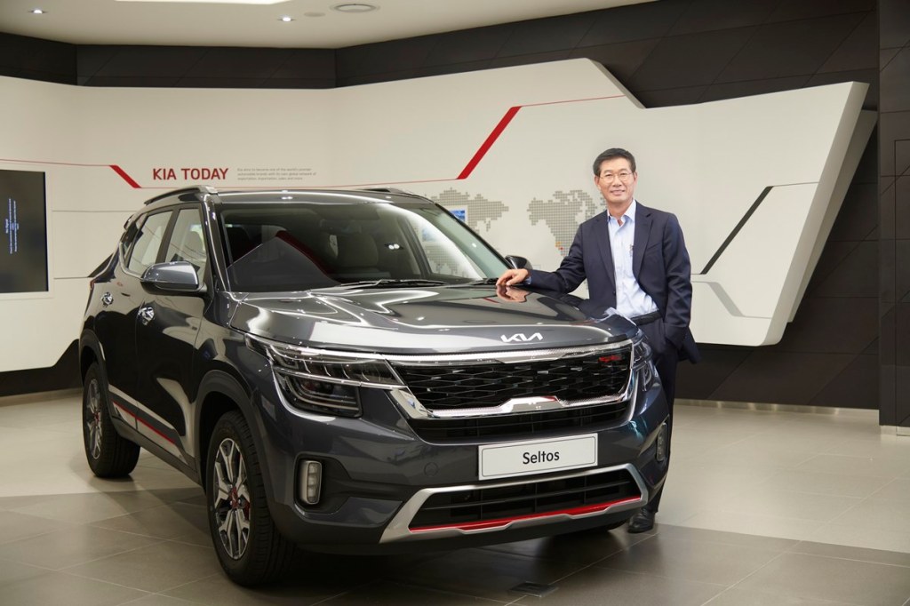 Kia’s big EV plans! 11 electric vehicles by 2026: Updated Seltos, Sonet India launch in May