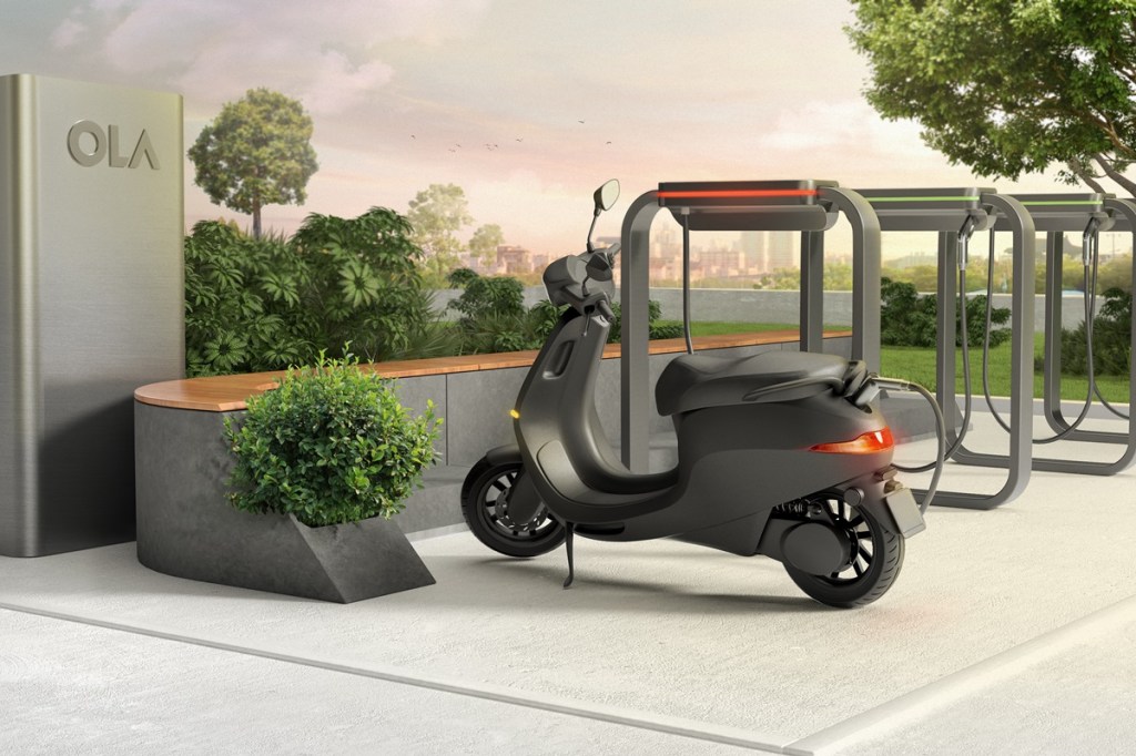 High-speed electric scooters worth waiting: Suzuki Burgman, Hero-Gogoro