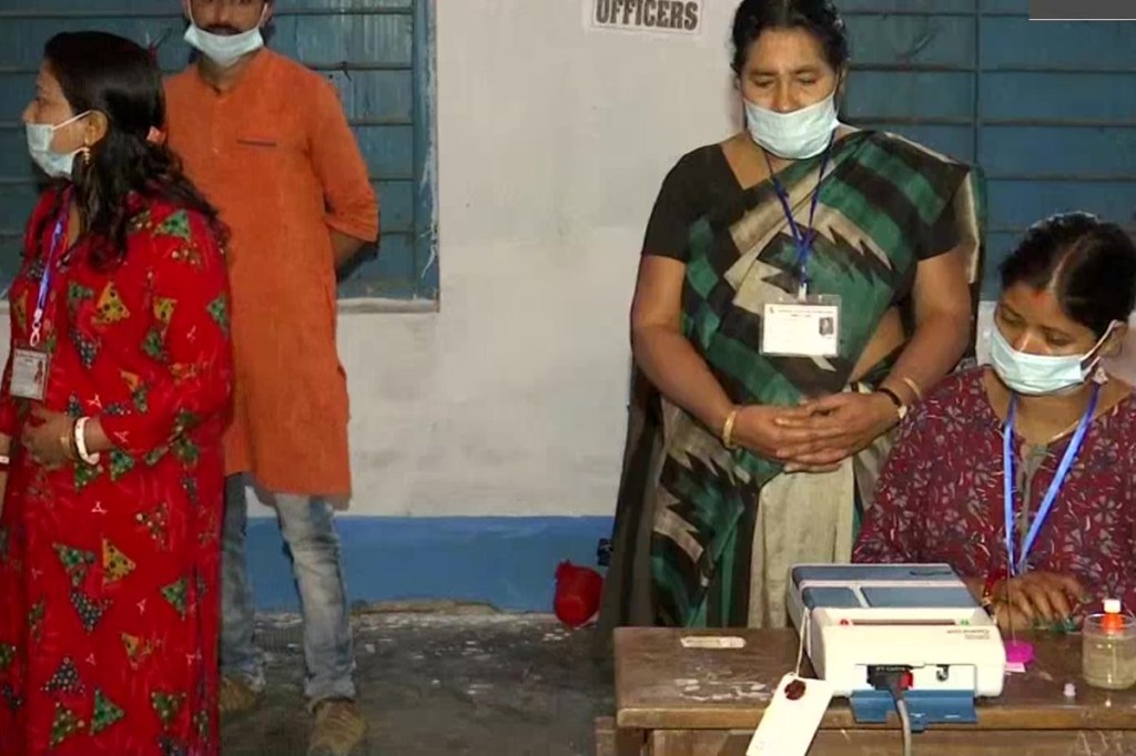 West Bengal Election 2021 Phase 4 Polling, West Bengal Assembly Election 2021 Voting Live Updates West Bengal Election 2021 Phase 4 Polling, West Bengal Assembly Election 2021 Voting Live Updates