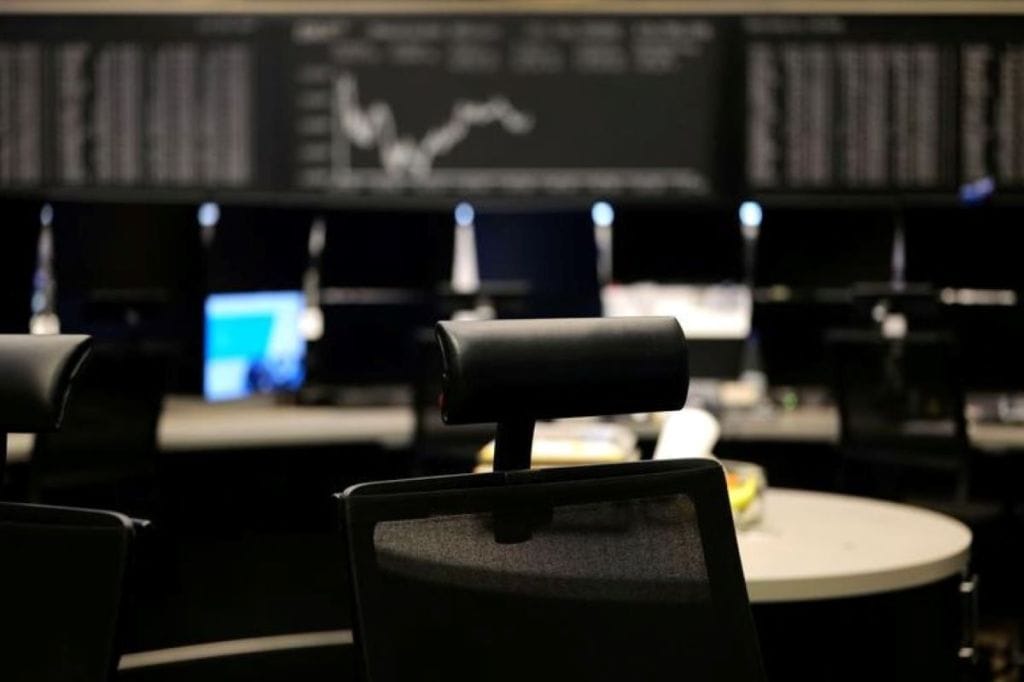 Being an ID is much more than attending Board meetings. Being an ID is much more than attending Board meetings.