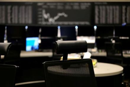 Being an ID is much more than attending Board meetings. Being an ID is much more than attending Board meetings.