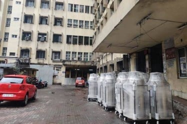 delhi covid cases, delhi coronavirus, delhi oxygen quotoa, oxygen supply to covid patients in delhi, manish sisodia appeal to centre, delhi covid situation