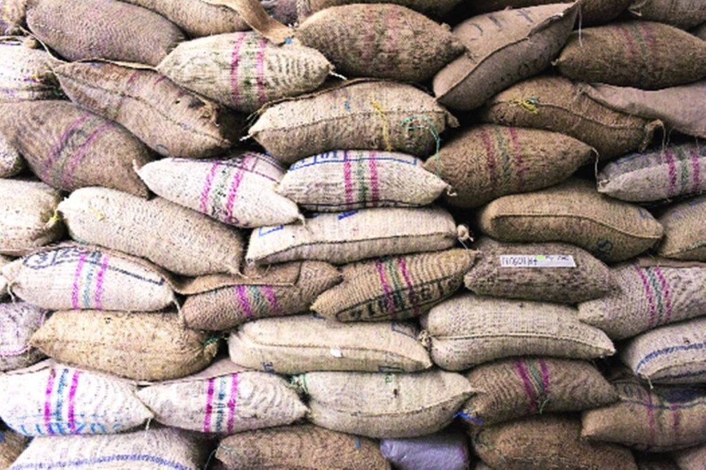 Export is obviously no route to liquidate the excess stock since WTO norms against market-distortion would kick in.