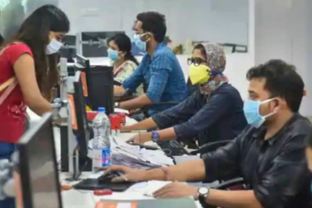 The Committee placed on record the good work done by them and has also recognised them as Covid warriors. (Representative image)