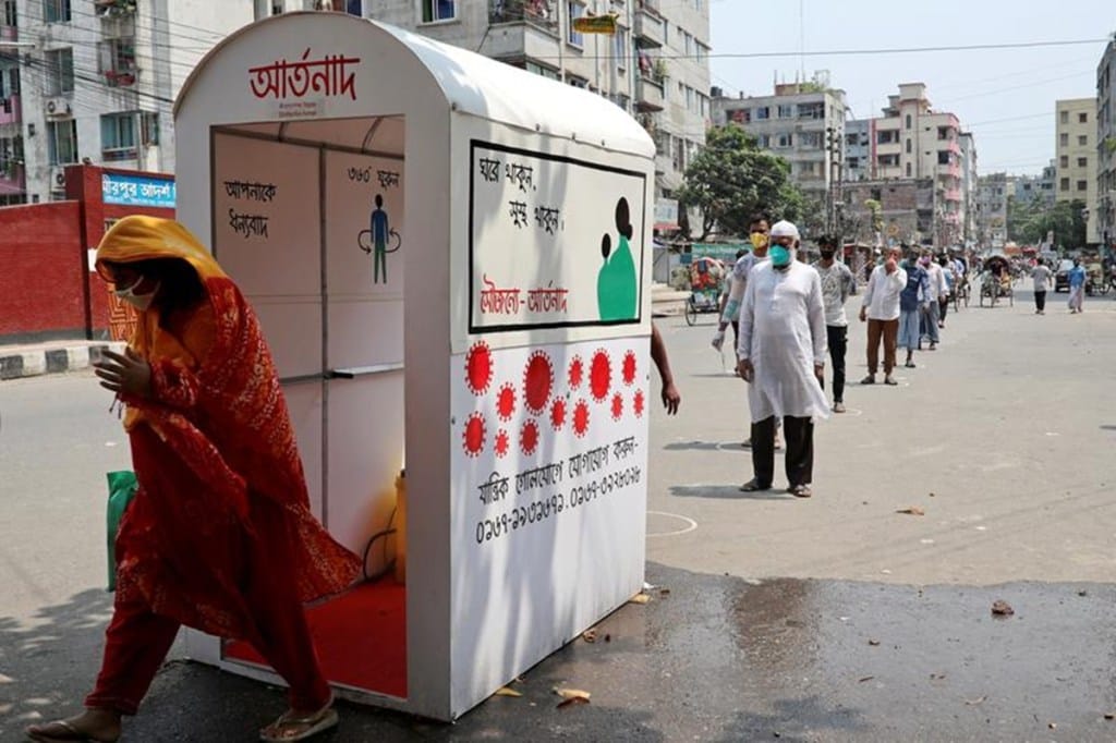 The government had eased the lockdown restrictions during Eid but kept long-haul passenger transport services on hold mainly to stop the outbreak from spreading to rural areas.