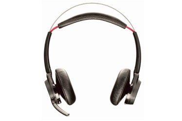 When it’s time to take a music break between back-to-back calls, the Voyager Focus UC delivers rich bass, crisp highs, and natural mid-tones to let you enjoy your favourite tunes.