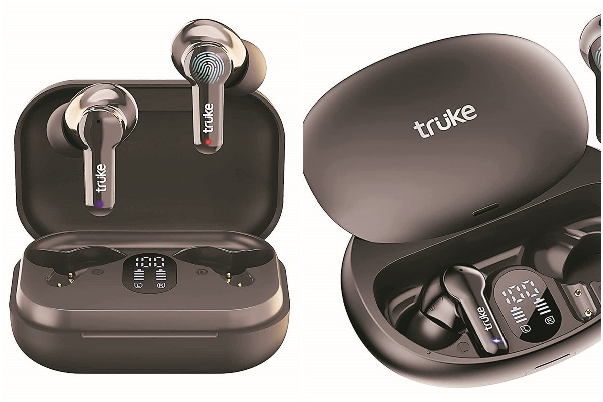 The snug fit in-ear earbuds are skin- friendly and come in stylish miniature cases, making them perfect for outdoor endeavours as they refuse to fall off in any kind of head movement.