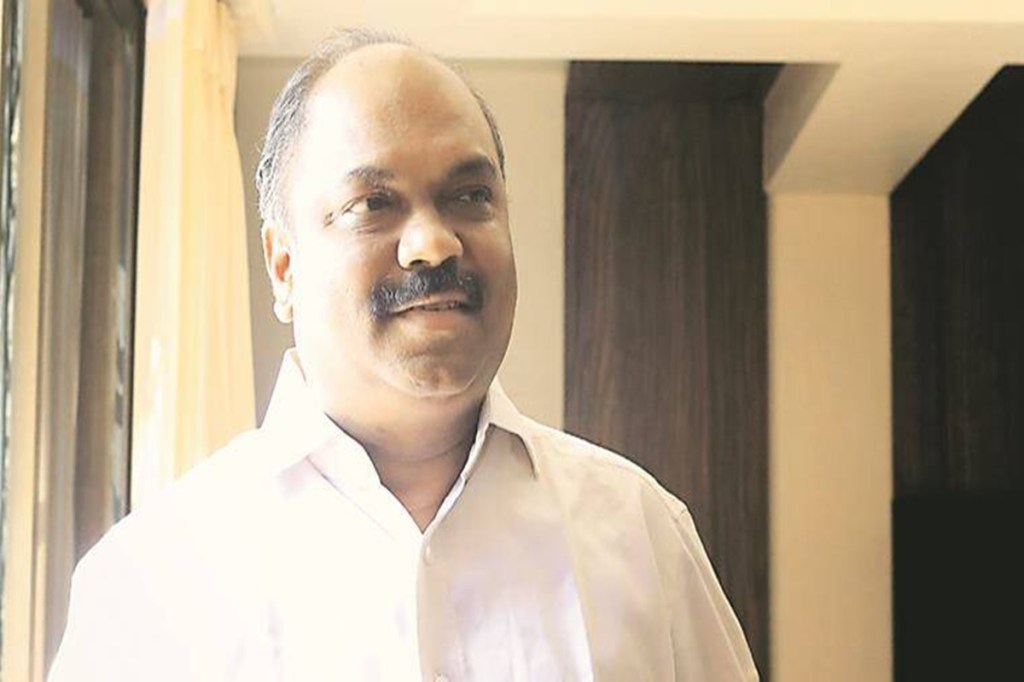 Patil has named state transport minister Anil Parab and six senior officers of the RTO for their alleged role in transfers and postings of RTO officials, he said.