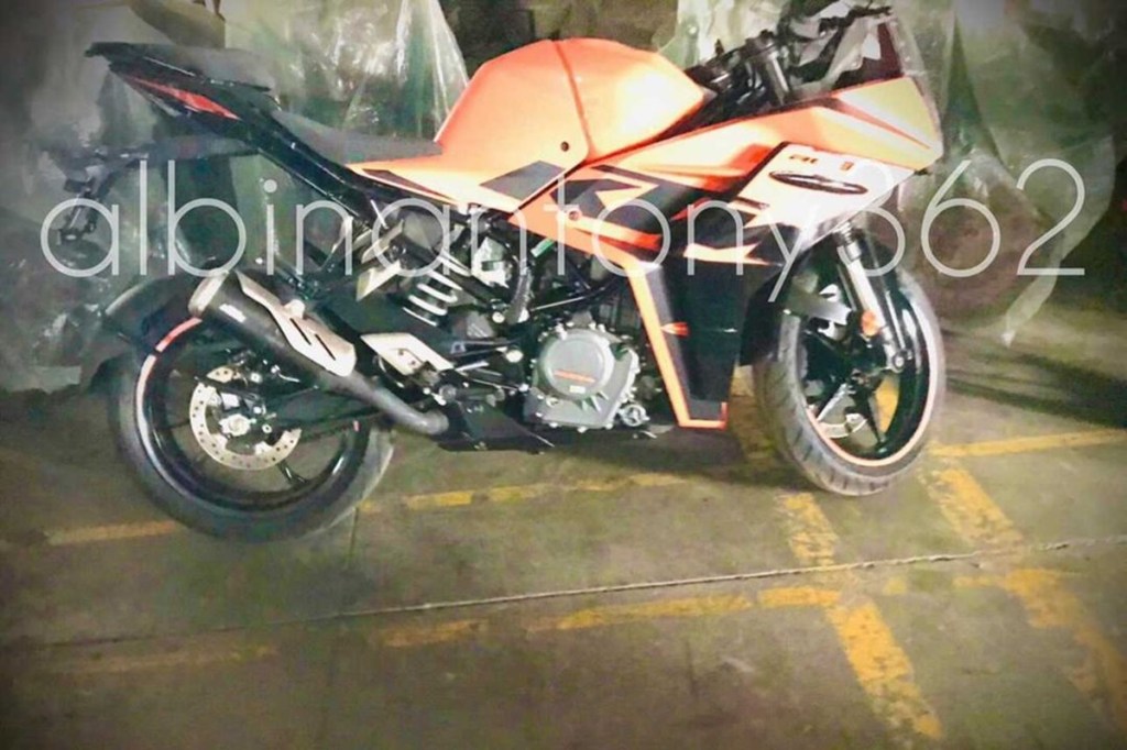 2021 KTM RC 390 (Image source: albinantony362 - Instagram)