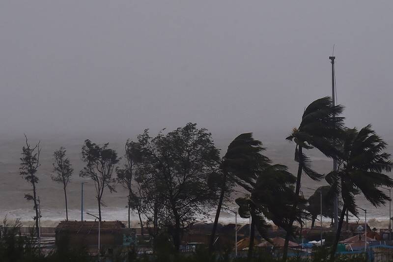 cyclone yaas, super cyclone yaas, tropical cyclone yaas, cyclone yaas live tracker, cyclone yaas current location, tropical cyclone yaas in west bengal, super cyclone yaas in odisha, tropical cyclone yaas in andhra pradesh, cyclone yaas location live, cyclone yaas latest update, cyclone yaas landfall, cyclone yaas in balasore, cyclone yaas in dhamra port