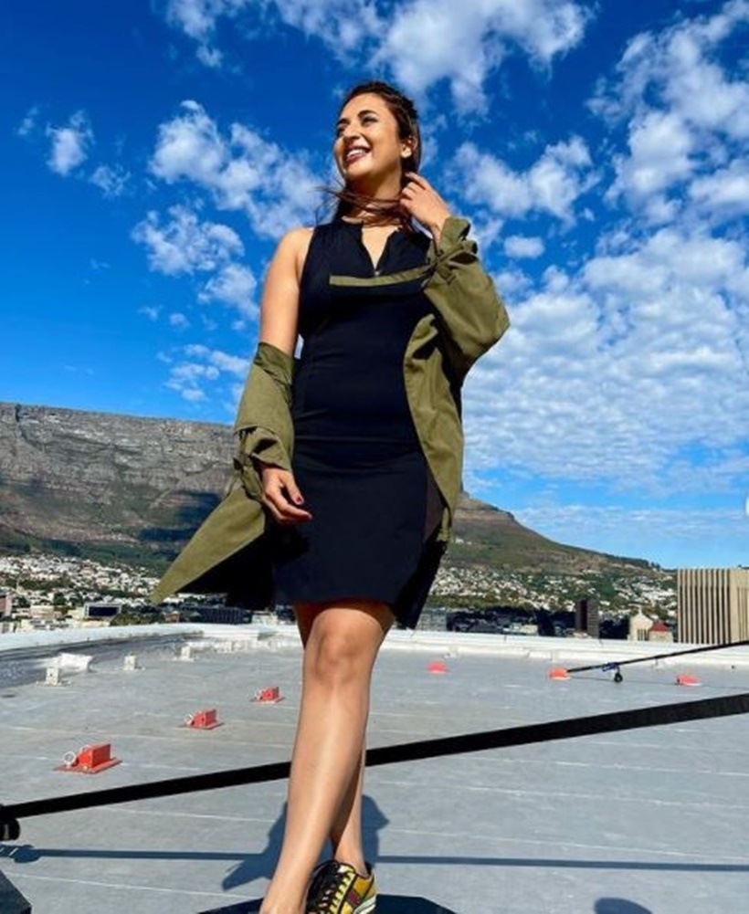 happy birthday madhuri dixit, madhuri dixit, birthday, madhuri dixit age, madhuri birthday, madhuri, madhuri age, madhuri dixit movies, madhuri dixit career, madhuri dixit photos