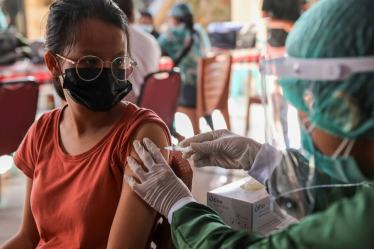 Coronavirus Cases in India Live, Covid-19 Vaccination Live Trackers