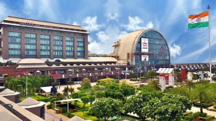 Last year, malls had launched initiatives like click and collect and curb-side pick-ups to ensure safe shopping.