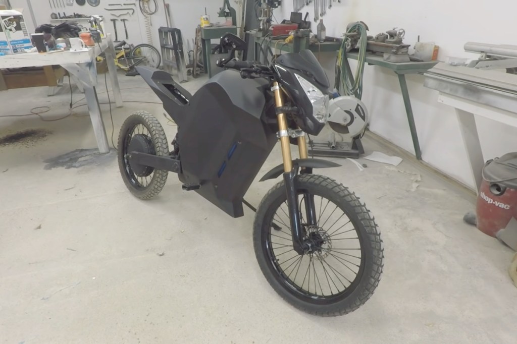 How to build your own 150 km/h electric motorcycle: DIY instructions for Rs 724