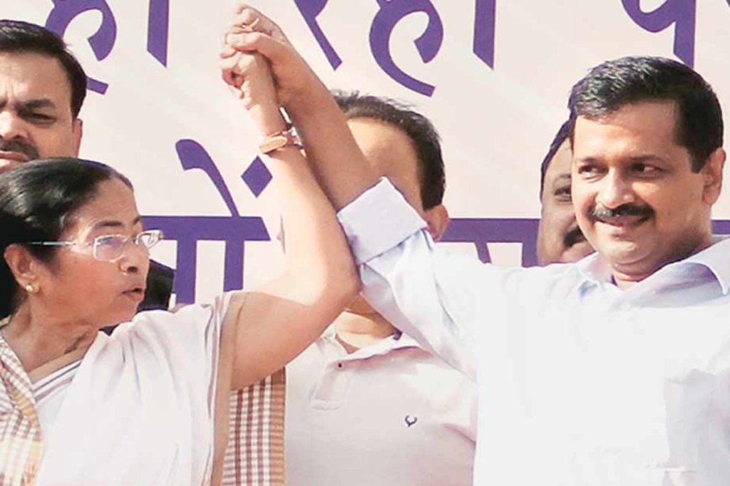 Delhi CM arvind kejriwal, mamata banerjee, West Bengal Assembly Elections Results, Trinamool Congress Supremo, TMC leads in Bengal, election Commission