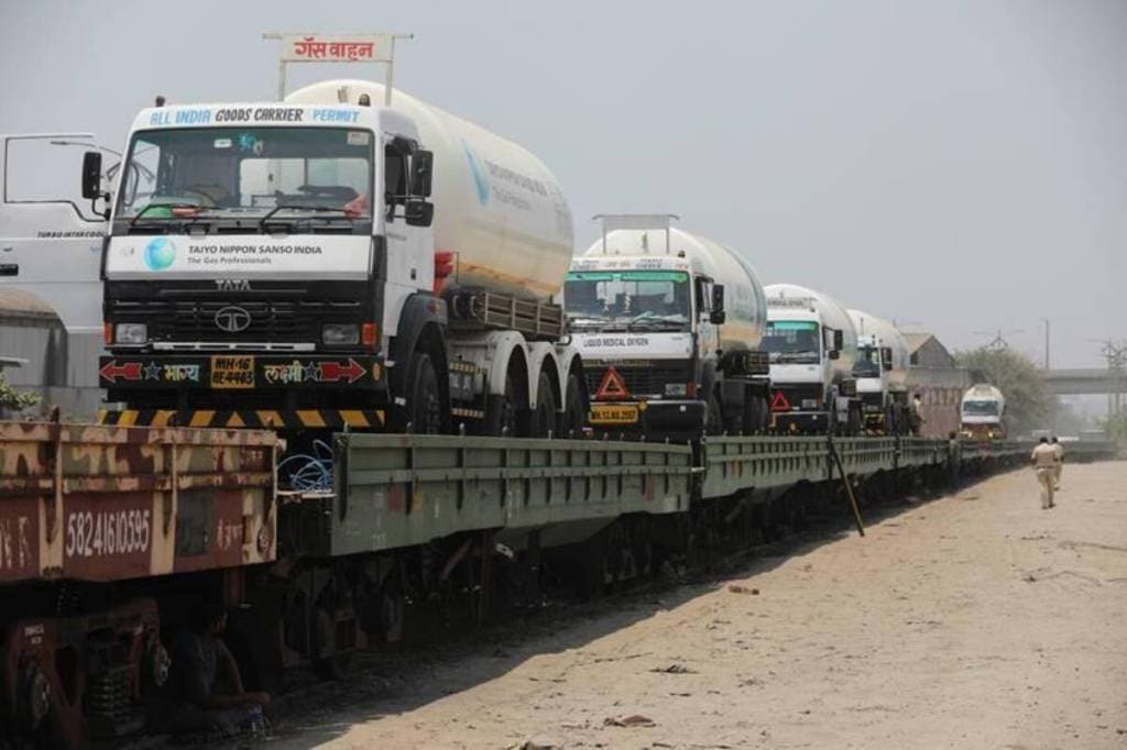 Oxygen Express, all women crew, medical oxygen from Jamshedpur., Railway Minister Piyush Goyal , rising COVID cases