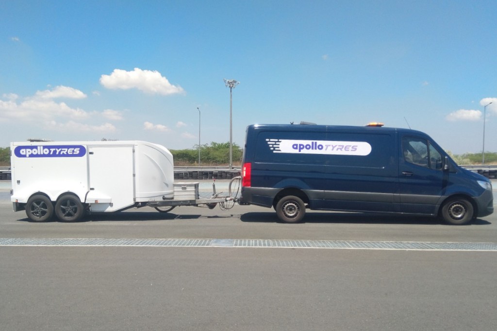 Wet grip testing system