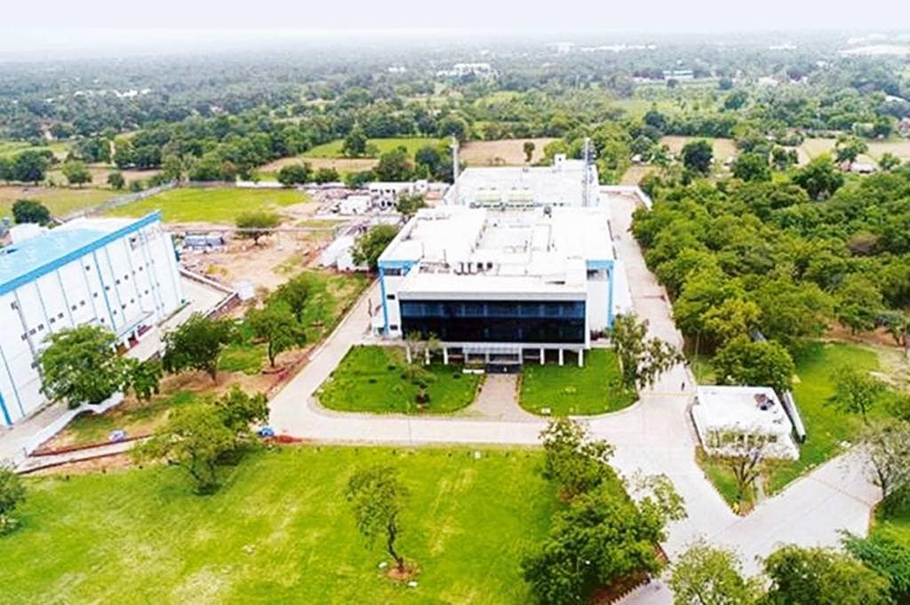 At present, Cipla, Sun Pharmaceuticals, Abbott India, Bharat Serums and Vaccines, and Celon Labs are manufacturing the drug. At present, Cipla, Sun Pharmaceuticals, Abbott India, Bharat Serums and Vaccines, and Celon Labs are manufacturing the drug.