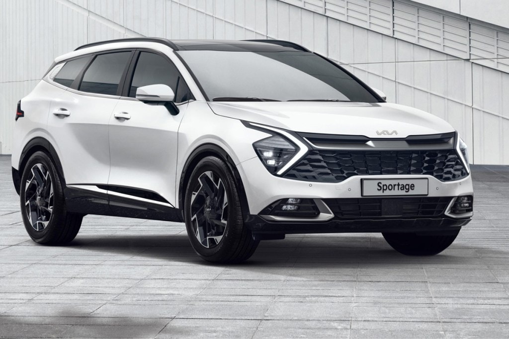 New-gen Kia Sportage breaks cover: Hyundai Tucson sibling gets radical new design