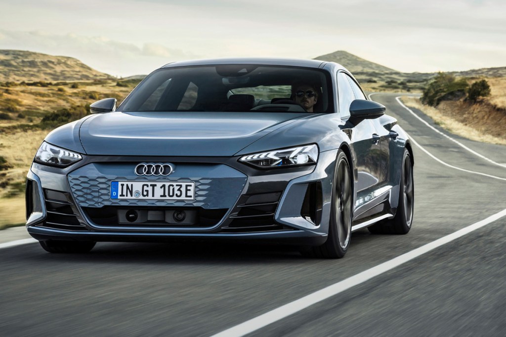 Audi to stop petrol / diesel cars to become an EV brand only