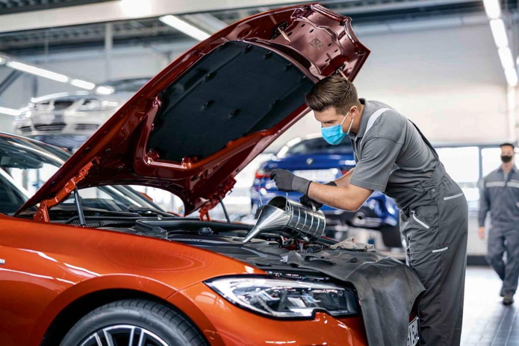 BMW launches Contactless Service for vehicle servicing without ever visiting a workshop