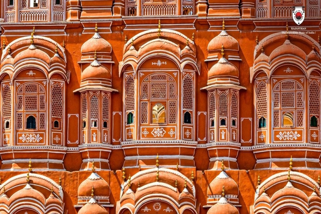 In 2019, about 10.93 million tourists visited India, their average daily stay for a foreign tourist clocked is 21 days and the average daily spending is pegged at $34. Image: Rajasthan Tourism/ Twitter In 2019, about 10.93 million tourists visited India, their average daily stay for a foreign tourist clocked is 21 days and the average daily spending is pegged at $34. Image: Rajasthan Tourism/ Twitter