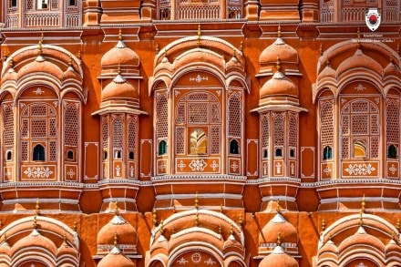 In 2019, about 10.93 million tourists visited India, their average daily stay for a foreign tourist clocked is 21 days and the average daily spending is pegged at $34. Image: Rajasthan Tourism/ Twitter
