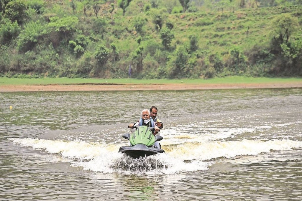 All ministers present drove the water jet scooter and also tried out paramotor gliding. Image: IE All ministers present drove the water jet scooter and also tried out paramotor gliding. Image: IE