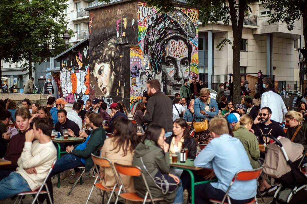 France tackles Coronavirus variants as it readies for tourists France tackles Coronavirus variants as it readies for tourists