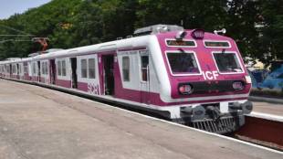 SCR, suburban trains