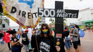 death toll from COVID-19 , Brazil protects, half million die in Brazil from Covid-10, coronavirus update, downtown Rio de Janeiro , protests against Brazil President Bolsaro