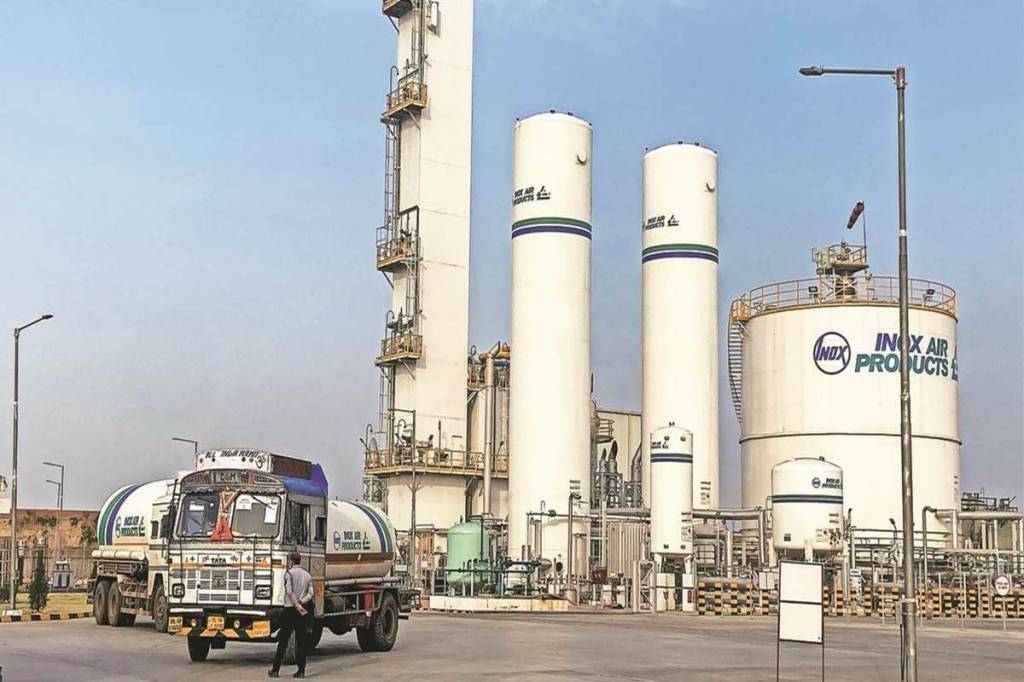 With the latest order, more industries will be allowed to use liquid oxygen, albeit temporarily. (Credit:PTI)