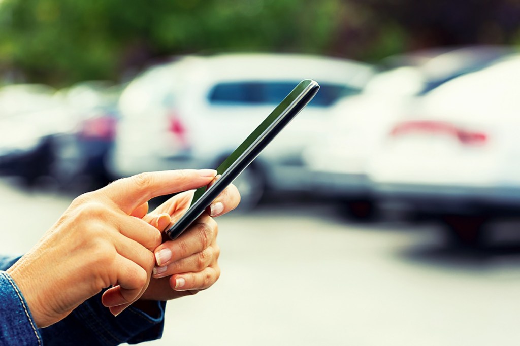Data usage grew 8.2% q-o-q to 4,489 bn MB as network quality improved.