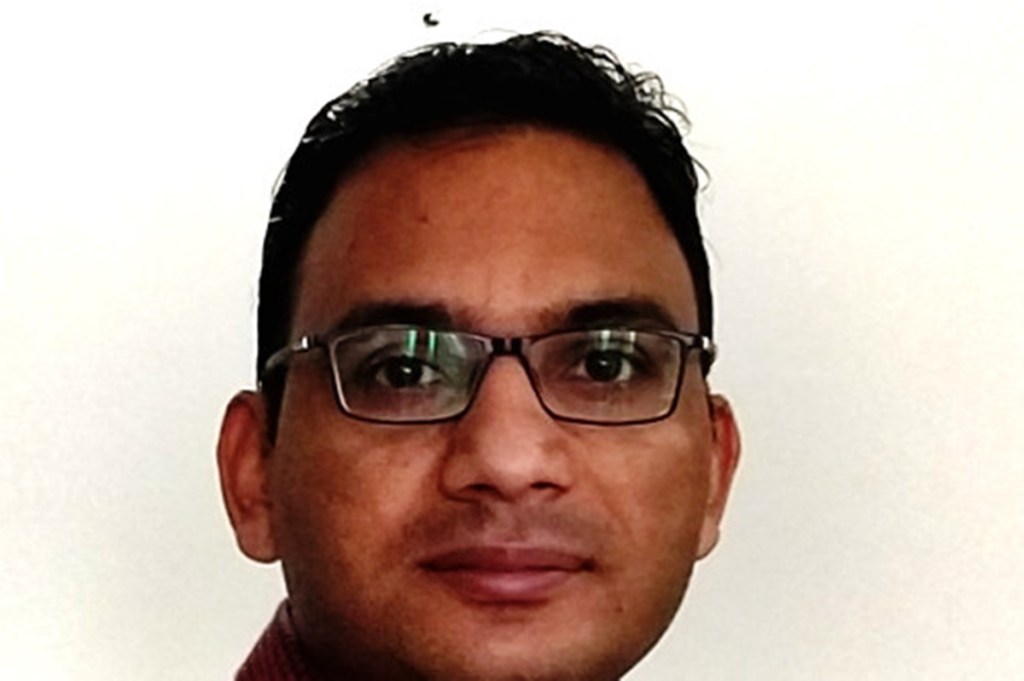 It’s this promise of the online space that Chandraprakash Joshi, co-founder & CEO of ixamBee, wants to take to the entire country.
