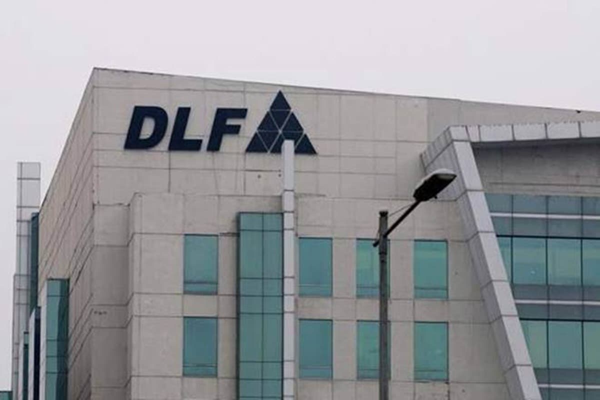 DLF’s net debt (ex-DCCDL) declined QoQ by Rs7.5 billion to Rs39.9 billion on the back of strong customer collections of Rs14.0 billion for the quarter vs. usual run-rate of Rs 6-8 billion.