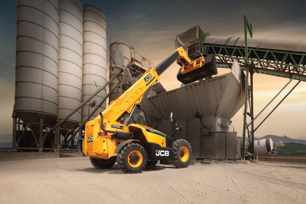 JCB launches CEV stage IV wheeled construction equipment in India