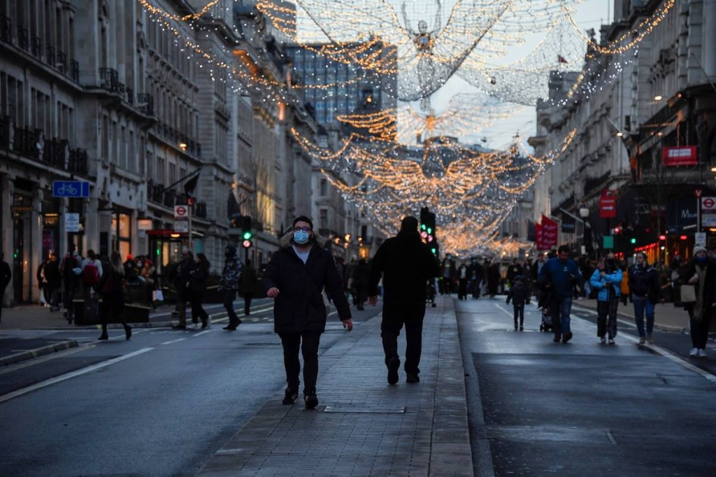 A further 24,885 cases of coronavirus and 18 COVID-19 deaths were recorded in the UK on Saturday. (Image: AP)