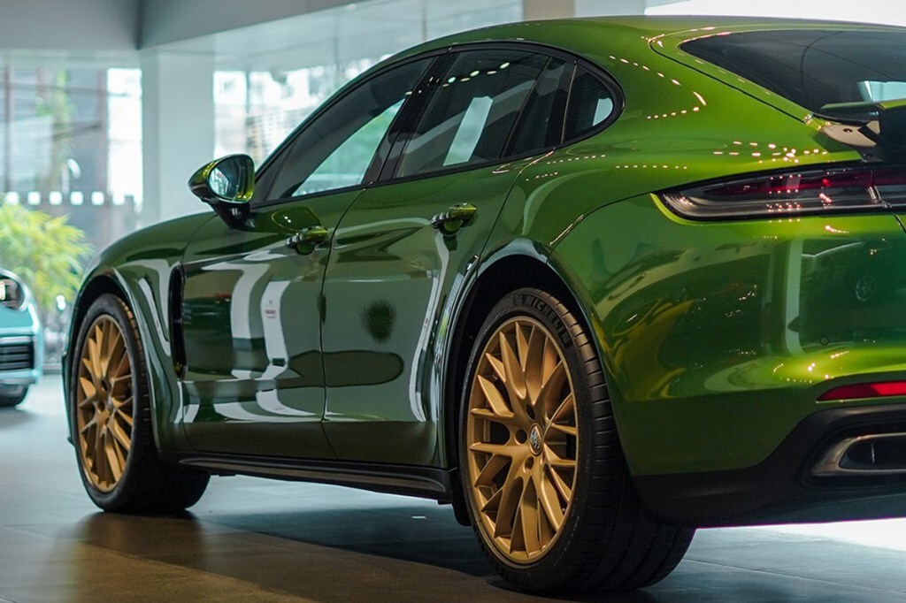 India's first Mamba Green Panamera