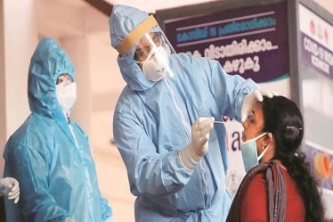 The country reported 32,937 daily new cases on Monday, with the active caseload reaching 3,81,947 and a daily positivity rate of 2.79%. India’s cumulative vaccination coverage crossed the 55-crore mark.
