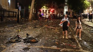 dilip kumar, dilip kumar news, saira banu, dilip kumar age, dilip kumar children, dilip kumar death, madhubala, saira banu age, dilip kumar wife, dileep kumar, manoj kumar, dilip, dilip kumar son, amitabh bachchan age, dilip kumar real name, raj kapoor, dharmendra