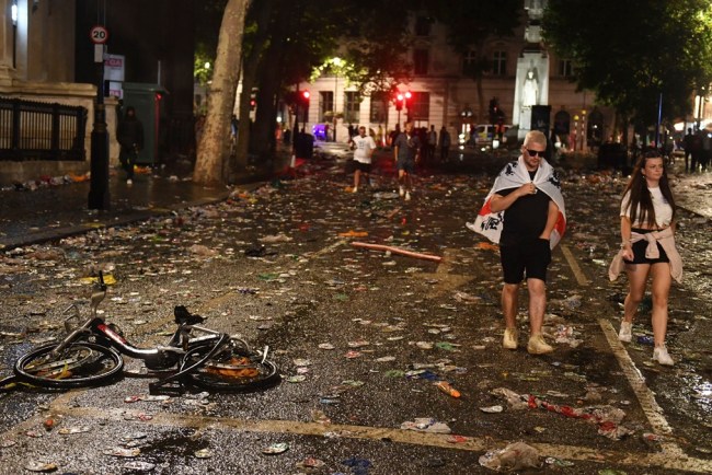 dilip kumar, dilip kumar news, saira banu, dilip kumar age, dilip kumar children, dilip kumar death, madhubala, saira banu age, dilip kumar wife, dileep kumar, manoj kumar, dilip, dilip kumar son, amitabh bachchan age, dilip kumar real name, raj kapoor, dharmendra