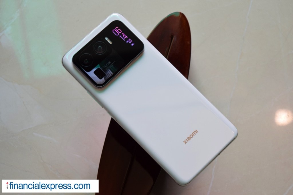 Mi 11 Ultra, Mi 11 Ultra review, Mi 11 Ultra should you buy, Mi 11 Ultra features, Mi 11 Ultra camera review, Mi 11 Ultra sale date, Mi 11 Ultra India sales, Mi 11 Ultra India availability, Mi 11 Ultra price in India, Mi 11 Ultra specs, Mi 11 Ultra India price, Xiaomi, Mi