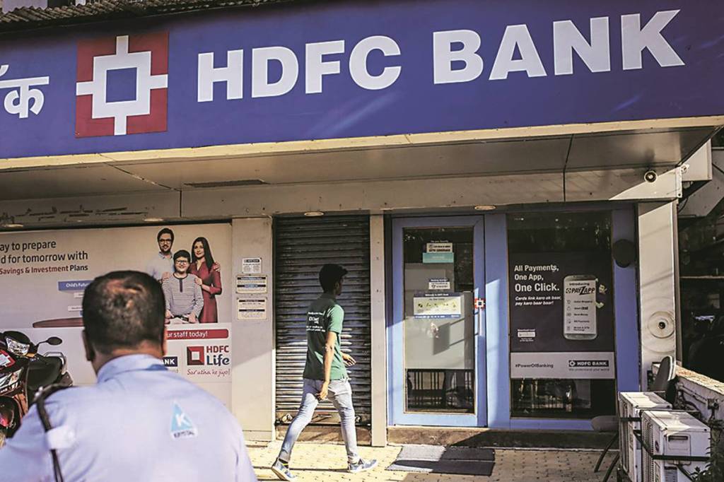 The scheme offers a commission of 0.40 per cent to 0.80 per cent for loan amounts of Rs 5 Lakhs and above for village level entrepreneurs (VLE). Photographer: Dhiraj Singh/Bloomberg