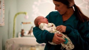 Breast milk of vaccinated mothers, antibodies that fight COVID-19, journal Breastfeeding Medicine, antibodies against SARS-CoV-2 in breast milk, vaccinated motheers can pass immunity