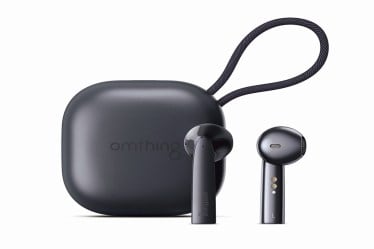 The advanced Qualcomm cVc 8.0 noise cancelling technology and a 4 built-in ENC (Environmental Noise Cancellation) filter unwanted noise and allow perfect seamless phone calls and recording.