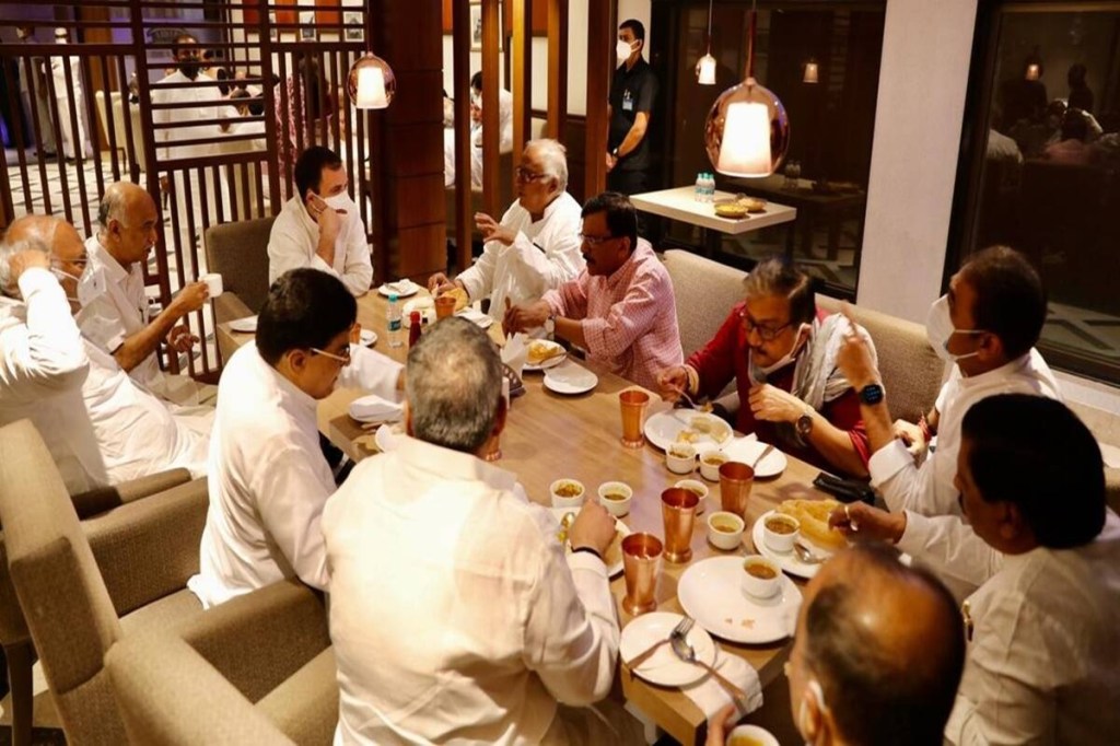 Despite the help of the CPM’s Sitaram Yechury, political parties like the BSP and AAP stayed away. Some others, such as the NCP, TMC and SP sent their B-team.
