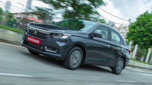 2021 Honda Amaze facelift driving