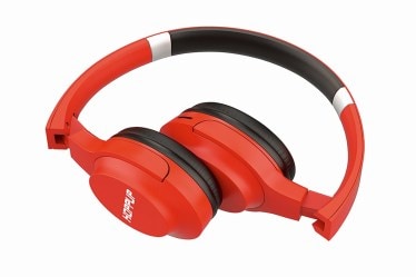 The headphone comes with three playing modes—SD Card, Wireless, and Aux. The C-type charging port in these on-ear headphones will restore the battery to the maximum fast.
