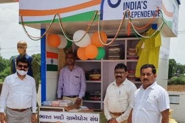 To this day, Khadi remains a big symbol of national freedom and of indigenous cloth. (Image: Twitter/Chairman KVIC)
