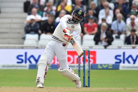 Ravindra Jadeja India vs England 1st Test Day 3 Ollie Robinson takes five-for as Ravindra Jadeja and tail give India edge Ravindra Jadeja India vs England 1st Test Day 3 Ollie Robinson takes five-for as Ravindra Jadeja and tail give India edge